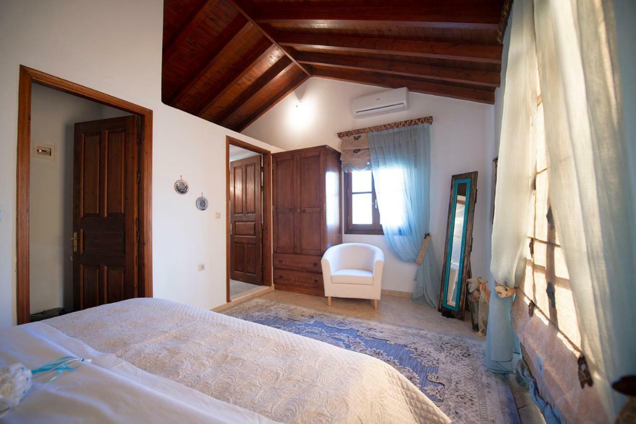 Secret Paradise Beach Villa Skaliá Exterior foto